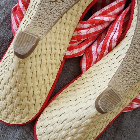 Shoes - Picture 4 of 5